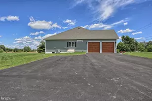 022 Starlight Ln, Lebanon, PA 17046 - Photo 13