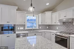 016 Starlight Ln, Lebanon, PA 17046 - Photo 11