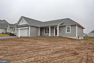 016 Starlight Ln, Lebanon, PA 17046 - Photo 3