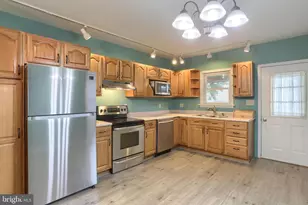 115 S 3rd St, Lebanon, PA 17042 - Photo 3
