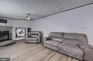 521 Palm City Park, Annville, PA 17003 - Photo 39