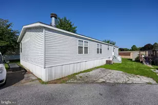 521 Palm City Park, Annville, PA 17003 - Photo 7