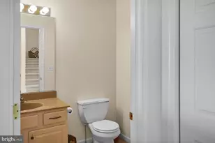 55 Parkside Dr, Lebanon, PA 17042 - Photo 9
