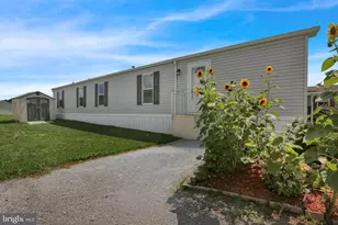 500 Houtztown Rd, Myerstown, PA 17067 - Photo 1