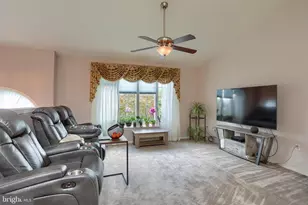 609 Richfield Dr, Lebanon, PA 17042 - Photo 5