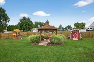 935 E Queen St, Annville, PA 17003 - Photo 33
