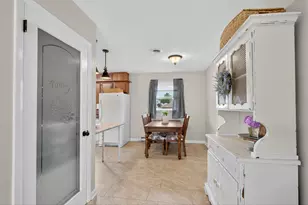 935 E Queen St, Annville, PA 17003 - Photo 9