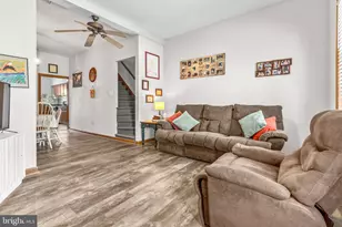 130 E Maple St, Lebanon, PA 17046 - Photo 5