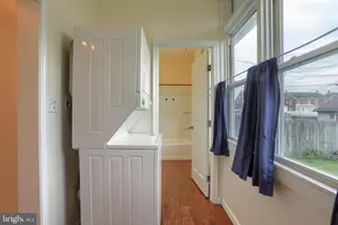 225 Broad St, Palmyra, PA 17078 - Photo 15