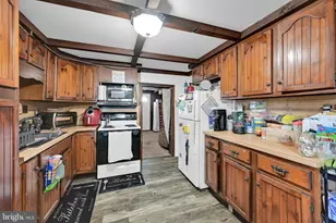 108 E Main Ave, Myerstown, PA 17067 - Photo 15