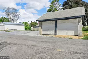 108 E Main Ave, Myerstown, PA 17067 - Photo 27