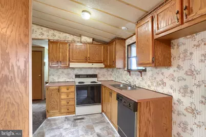 153 Northcrest Acres Park Tp-0153, Lebanon, PA 17046 - Photo 9