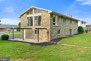 1147 Cedar Crest Dr, Lebanon, PA 17046 - Photo 5