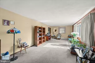 3073 W Oak St, Lebanon, PA 17042 - Photo 3
