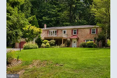 654 Woodlawn Drive, Lebanon, PA 17042 - Photo 1