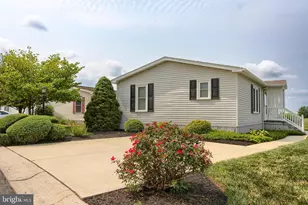 384 W Spruce St, Palmyra, PA 17078 - Photo 7