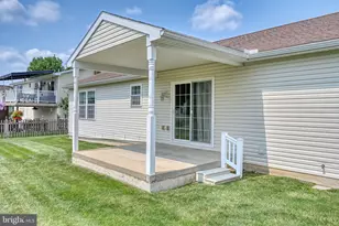 636 Meadow Dr, Lebanon, PA 17042 - Photo 7