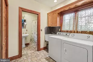 63 W Main St, Lebanon, PA 17042 - Photo 11