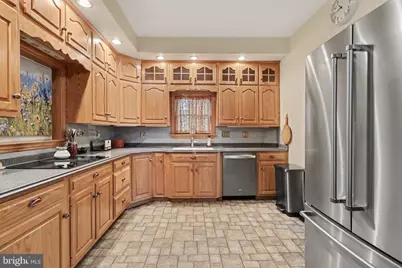 63 W Main Street, Lebanon, PA 17042 - Photo 9