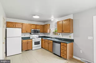 28 Penny Ln, Lebanon, PA 17046 - Photo 9