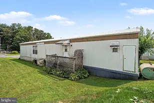 719 Palm City Park, Annville, PA 17003 - Photo 15