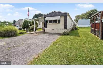 719 Palm City Park, Annville, PA 17003 - Photo 1