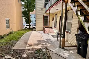226 S 9th St, Lebanon, PA 17042 - Photo 3