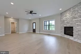 106 Grove Ln, Myerstown, PA 17067 - Photo 13