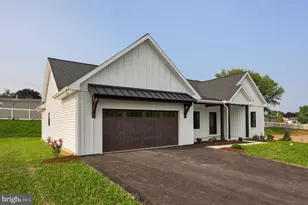106 Grove Ln, Myerstown, PA 17067 - Photo 3