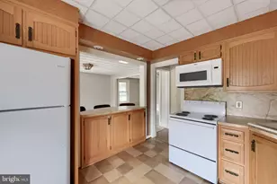 429 W Main Ave, Myerstown, PA 17067 - Photo 43