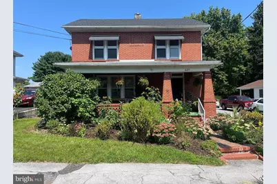 429 W Main Avenue, Myerstown, PA 17067 - Photo 1