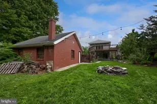 429 W Main Ave, Myerstown, PA 17067 - Photo 9
