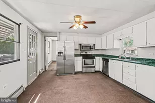 16 Four Little Acres Dr, Palmyra, PA 17078 - Photo 3