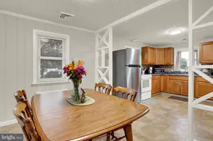 832 W Maple St, Palmyra, PA 17078 - Photo 15