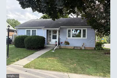 832 W Maple Street, Palmyra, PA 17078 - Photo 1
