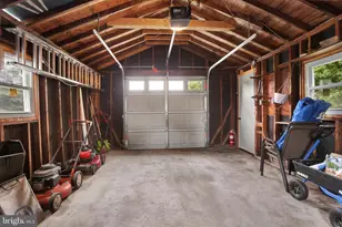 832 W Maple St, Palmyra, PA 17078 - Photo 25
