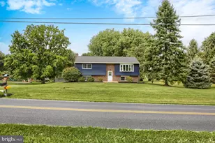 205 Reist Rd, Lebanon, PA 17042 - Photo 3