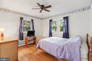 11 W Larch St, Annville, PA 17003 - Photo 25