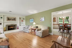 11 W Larch St, Annville, PA 17003 - Photo 11