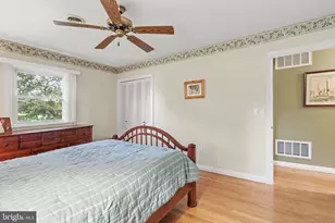 11 W Larch St, Annville, PA 17003 - Photo 23