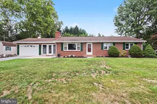11 W Larch St, Annville, PA 17003 - Photo 1