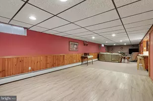 11 W Larch St, Annville, PA 17003 - Photo 33