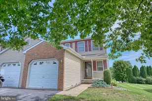 9 Grasshopper Ct, Myerstown, PA 17067 - Photo 1