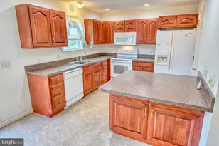 9 Grasshopper Ct, Myerstown, PA 17067 - Photo 7