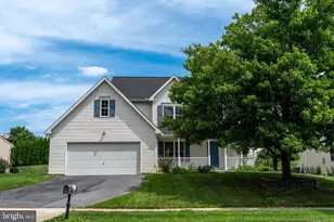 336 Springbrook Dr, Palmyra, PA 17078 - Photo 3