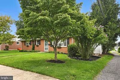125 S Center Avenue, Palmyra, PA 17078 - Photo 5