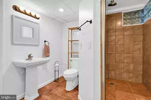 125 S Center Ave, Palmyra, PA 17078 - Photo 33