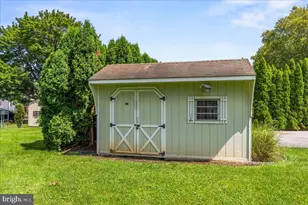 517 W Walnut St, Cleona, PA 17042 - Photo 35