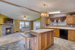 218 W Spruce St, Palmyra, PA 17078 - Photo 15