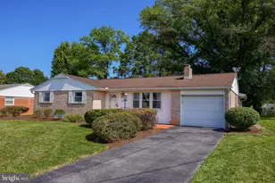 982 Daffodil Dr, Lebanon, PA 17042 - Photo 3
